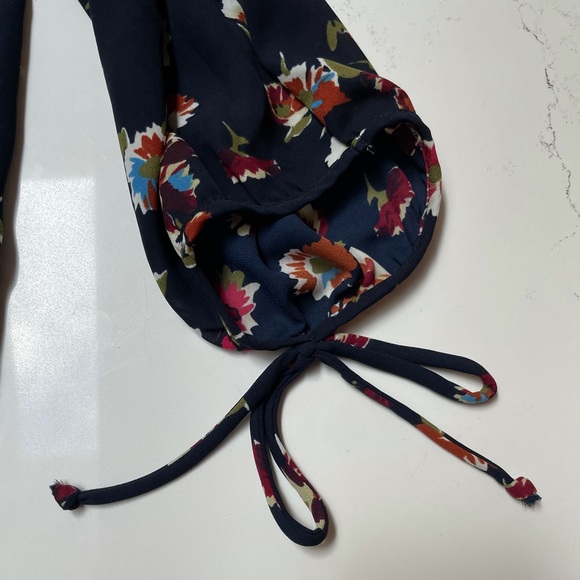 Pleione Nordstrom Rack Navy Floral Blouse - Picture 4 of 5